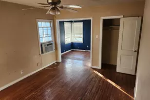 523 Richardson St, Jacksboro, TX 76458 - Photo 4