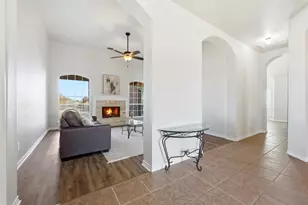 1524 Desert Hills Dr, Fort Worth, TX 76052 - Photo 6