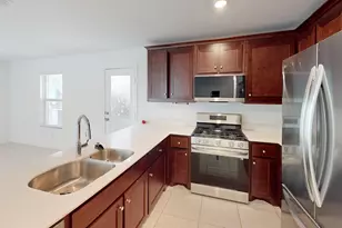 14065 Haggerston Dr, Pilot Point, TX 76258 - Photo 4