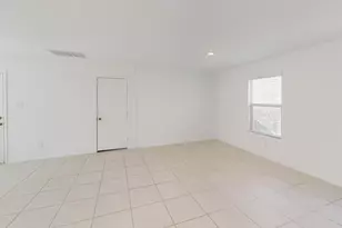 14065 Haggerston Dr, Pilot Point, TX 76258 - Photo 8