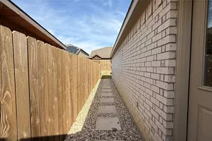 14065 Haggerston Dr, Pilot Point, TX 76258 - Photo 18