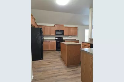 1600 Wickham Drive, Burleson, TX 76028 - Photo 4