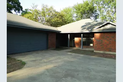 724 N Elm Street, Lancaster, TX 75146 - Photo 1