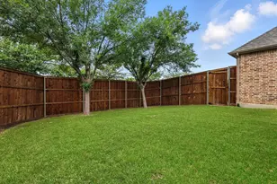 628 Four Stones Blvd, Lewisville, TX 75056 - Photo 38