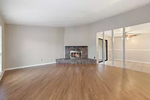 5588 Squires Dr, The Colony, TX 75056 - Photo 6