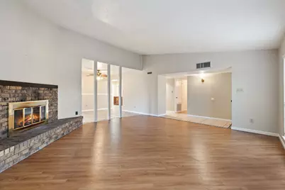 5588 Squires Drive, The Colony, TX 75056 - Photo 8