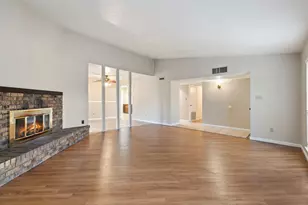 5588 Squires Dr, The Colony, TX 75056 - Photo 8