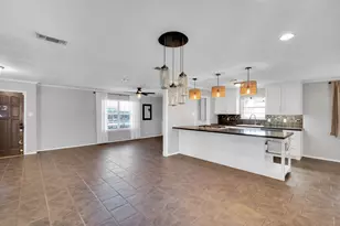 202 Vanderbilt Ln, Waxahachie, TX 75165 - Photo 8