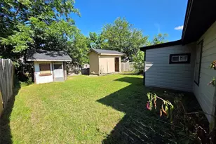 50011 Del Ra Dr, Greenville, TX 75402 - Photo 2