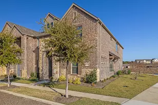 699 Vista Oaks Rd, Lewisville, TX 75067 - Photo 1