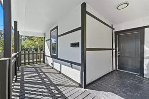 728 S Elm St, Sherman, TX 75090 - Photo 16