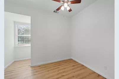 728 S Elm Street, Sherman, TX 75090 - Photo 4