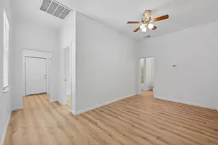 728 S Elm St, Sherman, TX 75090 - Photo 6