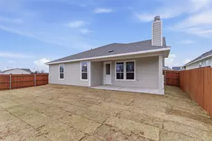 1253 Sabine River Ln, Springtown, TX 76082 - Photo 20