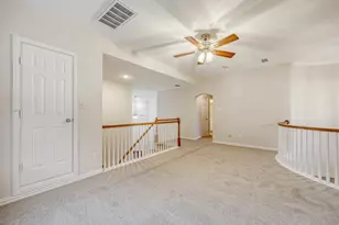 5747 Appalossa Dr, Grand Prairie, TX 75052 - Photo 6