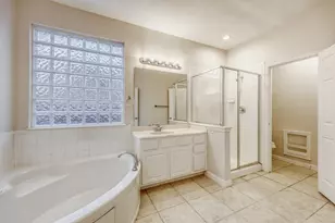 5747 Appalossa Dr, Grand Prairie, TX 75052 - Photo 16