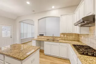 5747 Appalossa Dr, Grand Prairie, TX 75052 - Photo 12