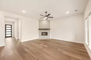 1010 Stonehaven Dr, Justin, TX 76247 - Photo 10