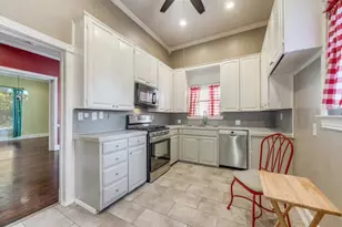 3911 Stonewall St, Greenville, TX 75401 - Photo 8