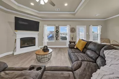 1908 Town Creek Circle, Weatherford, TX 76086 - Photo 10