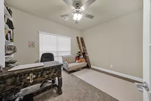 1908 Town Creek Cir, Weatherford, TX 76086 - Photo 4