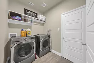 1908 Town Creek Cir, Weatherford, TX 76086 - Photo 16