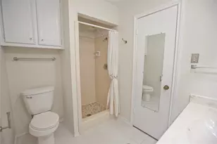 10029 Westpark Dr, Benbrook, TX 76126 - Photo 34