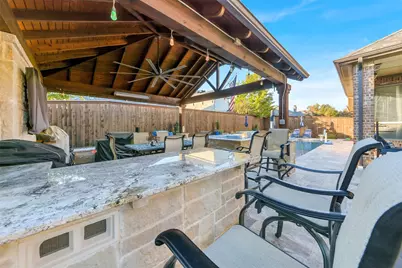 1001 W Bluff Way, Roanoke, TX 76262 - Photo 34