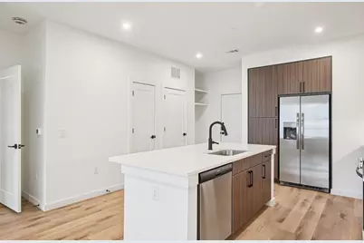 2016 S Ervay Street #A1, Dallas, TX 75215 - Photo 10