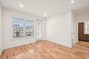 2016 S Ervay St, Dallas, TX 75215 - Photo 6