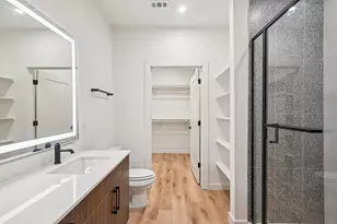 2016 S Ervay St, Dallas, TX 75215 - Photo 20