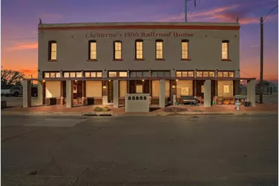 421 E Henderson Street, Cleburne, TX 76031 - Photo 18