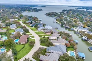 8533 Waterfront Ct, Fort Worth, TX 76179 - Photo 2