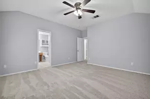 4717 Barnhill Ln, Fort Worth, TX 76135 - Photo 12