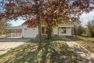 209 Kessler Dr, Granbury, TX 76048 - Photo 26