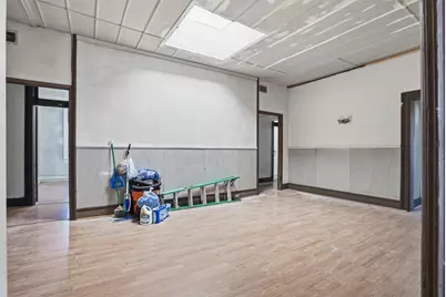 419-423 E Henderson Street, Cleburne, TX 76031 - Photo 20