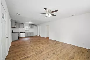 210 N 5th Ave, Denison, TX 75021 - Photo 6