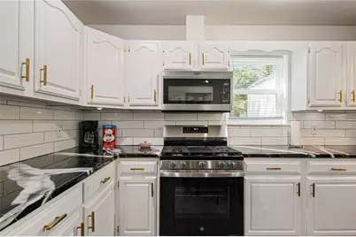 7018 Oleander Drive, Hitchcock, TX 77563 - Photo 14