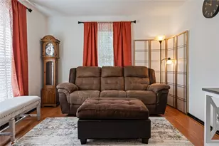 7018 Oleander Dr, Hitchcock, TX 77563 - Photo 8