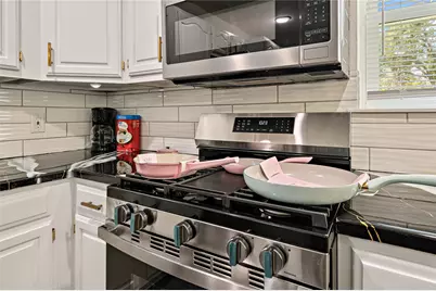 7018 Oleander Drive, Hitchcock, TX 77563 - Photo 20