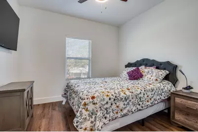 324 S Main Street, Cedar Hill, TX 75104 - Photo 10