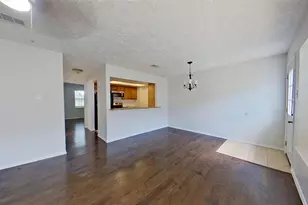 57 W Townhouse Ln, Grand Prairie, TX 75052 - Photo 12