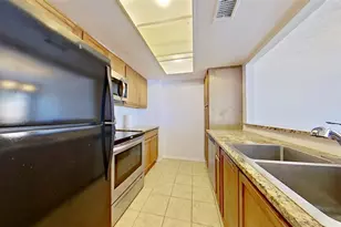 57 W Townhouse Ln, Grand Prairie, TX 75052 - Photo 6