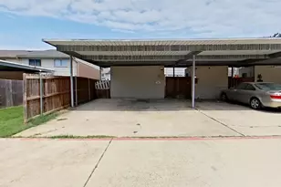 57 W Townhouse Ln, Grand Prairie, TX 75052 - Photo 18