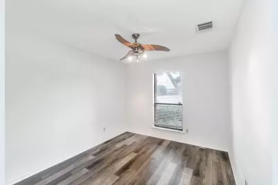 1905 Lansdown Court, Carrollton, TX 75010 - Photo 12