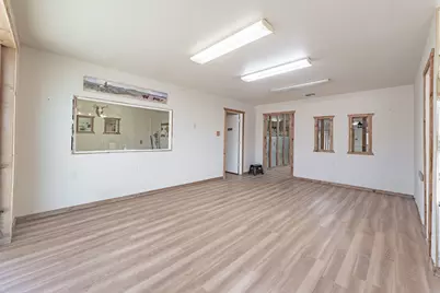 21963 N US Highway 281, Stephenville, TX 76401 - Photo 24