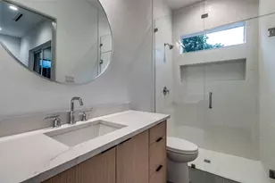 2315 Hawthorne Ave, Dallas, TX 75219 - Photo 6