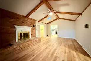 5721 Carolyn Dr, North Richland Hills, TX 76180 - Photo 2