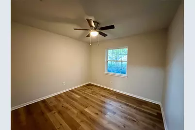 5721 Carolyn Drive, North Richland Hills, TX 76180 - Photo 10