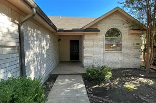 308 Sierra Way, Cedar Hill, TX 75104 - Photo 2